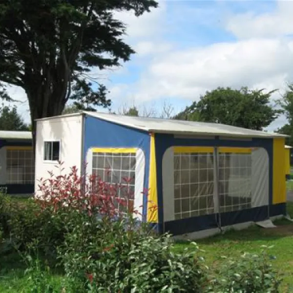 camping-le-haut-village-st-michel-chef-chef-hmu3g