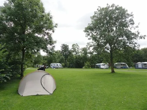 camping-de-oosterdriessen-eijsden-zjuem