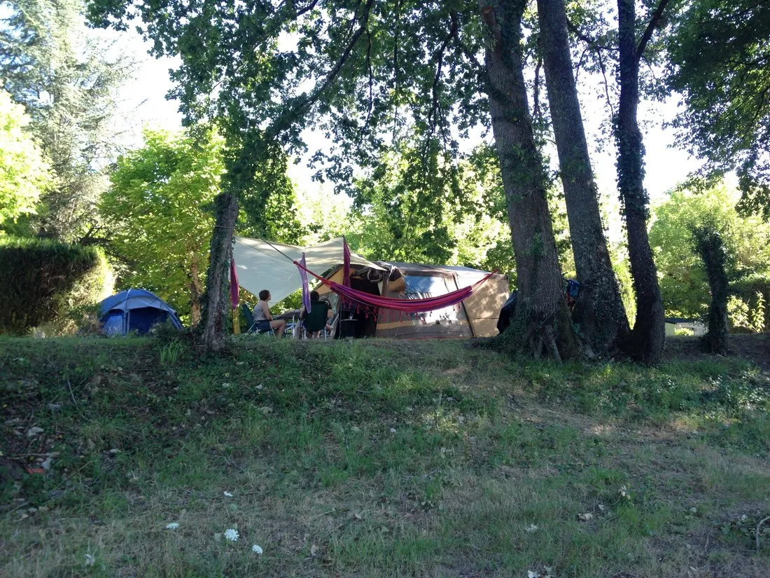 camping-les-ombrages-carlux-wcjy1