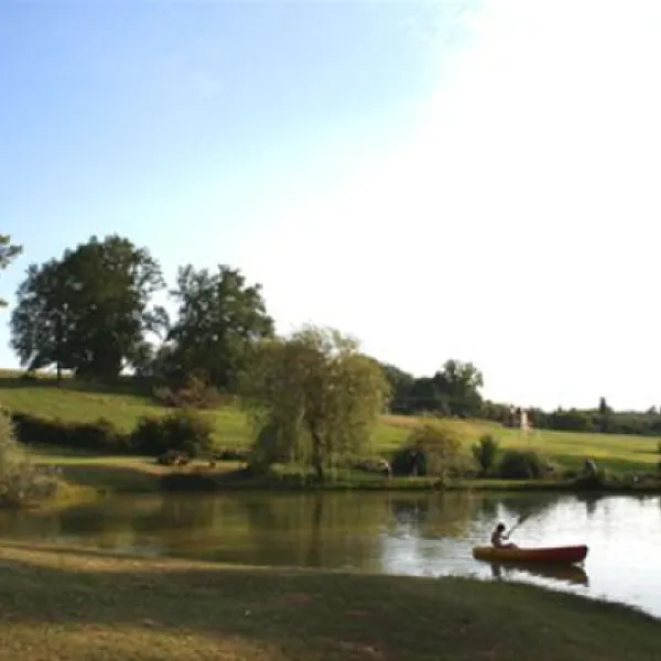 camping-les-valades--coux-et-bigaroque-izdur