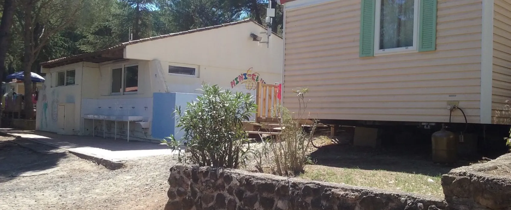 Camping Domaine De La Pinede