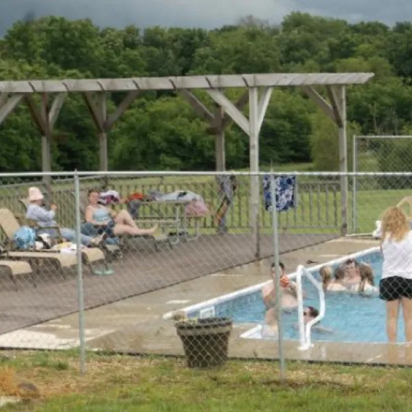 the-great-escape-rv-park-camp-resort-higginsville-vzhwf