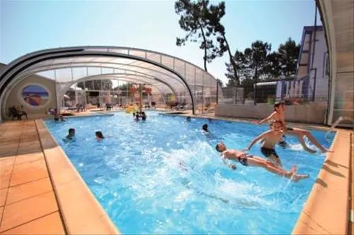 camping-les-flots-blues-la-faute-sur-mer-sznmi