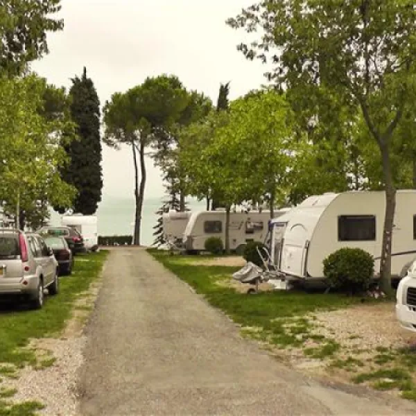 camping-bella-italia-peschiera-del-garda-a52yo