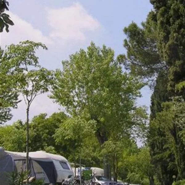 camping-bella-italia-peschiera-del-garda-f4vbi