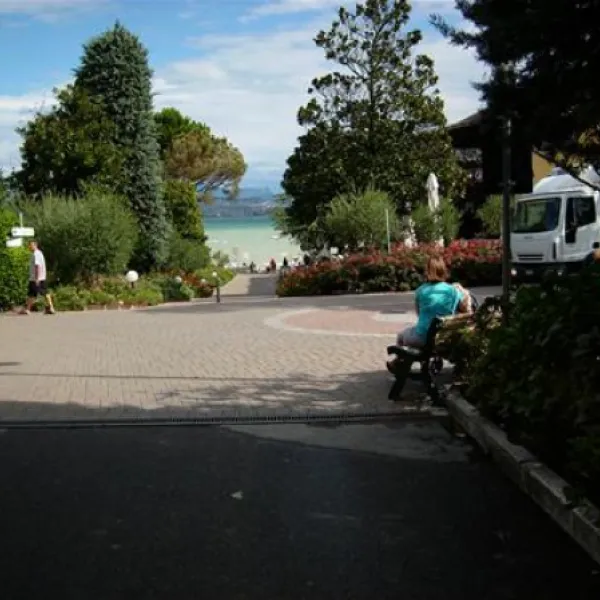 camping-bella-italia-peschiera-del-garda-jfu8t