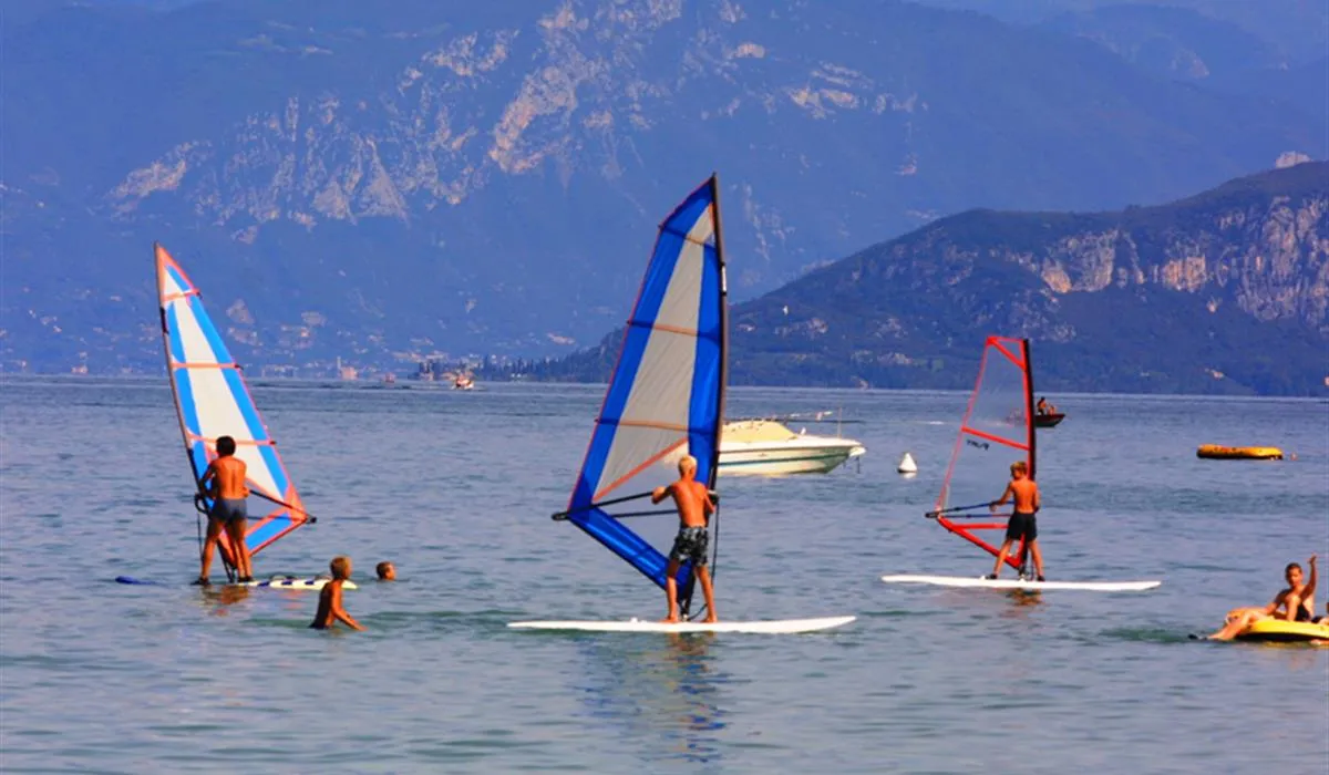 camping-bella-italia-peschiera-del-garda-qxvlq