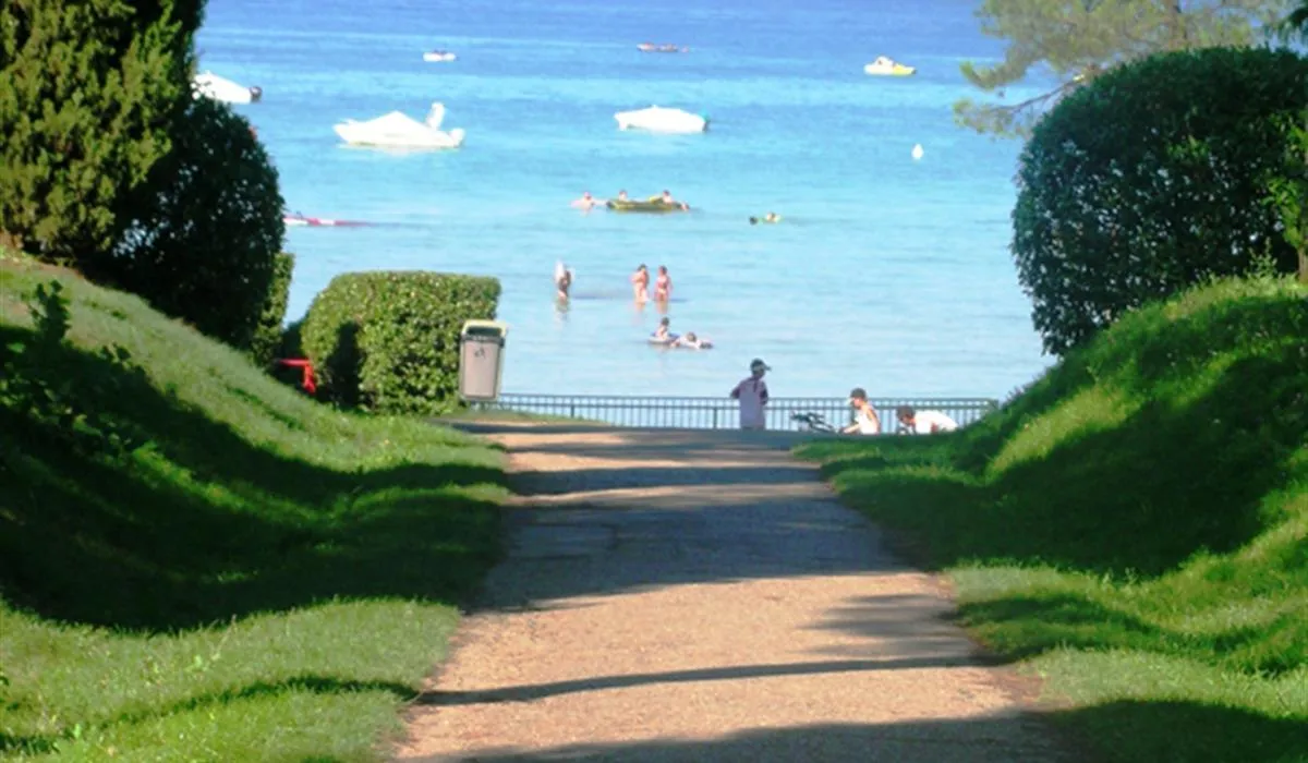 camping-bella-italia-peschiera-del-garda-rbikj