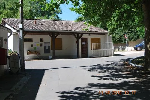 camping-gaston-marchand-st-jean-de-la-ruelle-mf1x6
