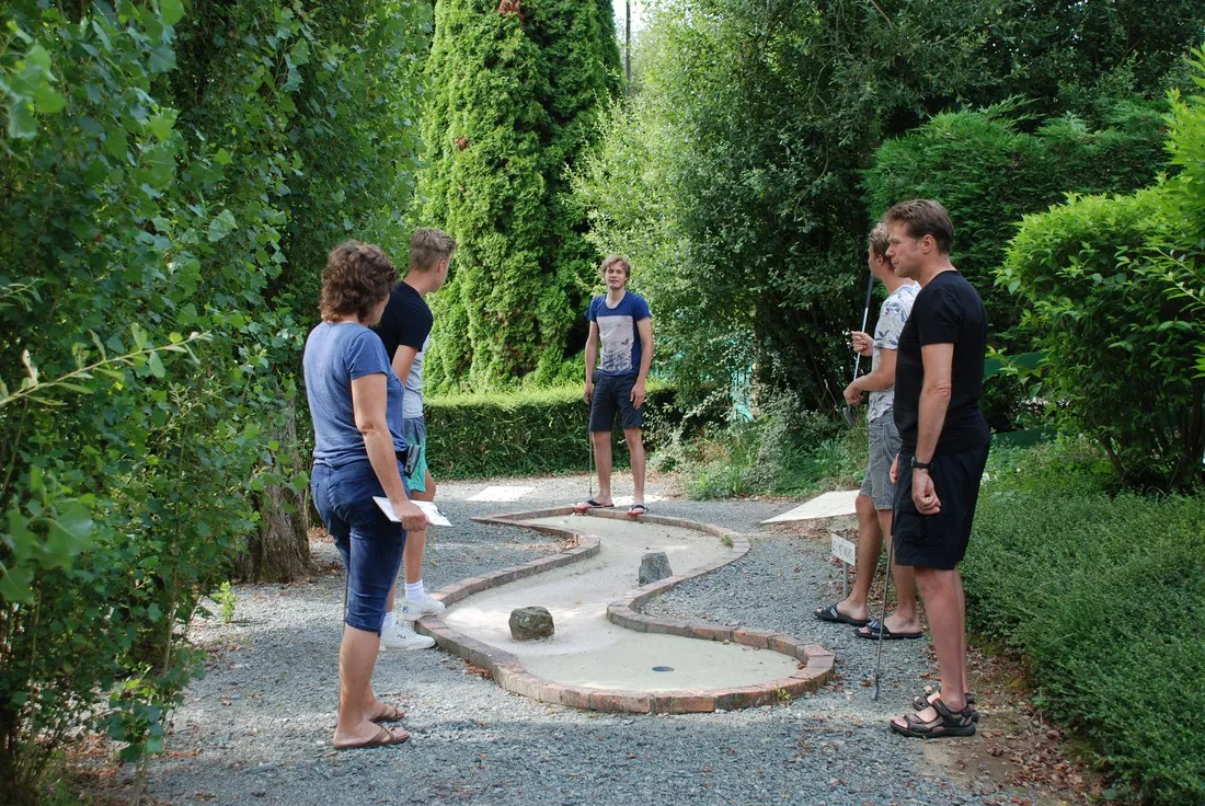camping-les-tournesols-le-grez-kgu31