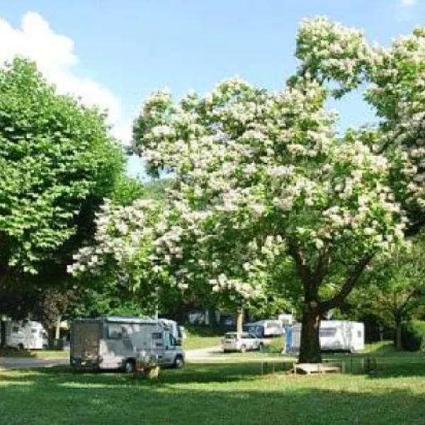 camping-le-bois-de-cornage-isre-79kun