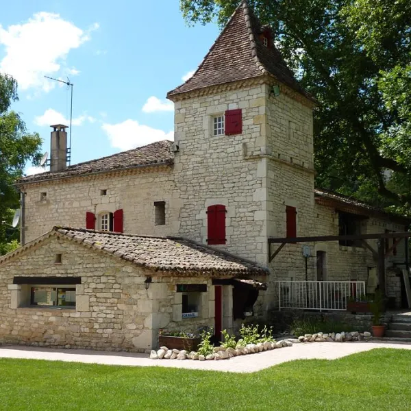camping-des-arcades-saint-pantalon-sffdp