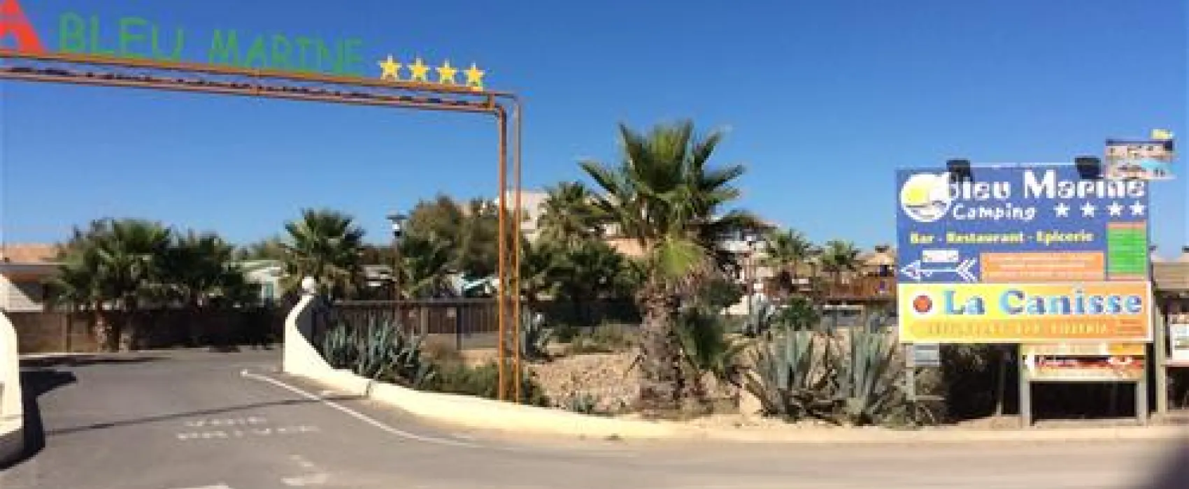 Camping Bleu Marine