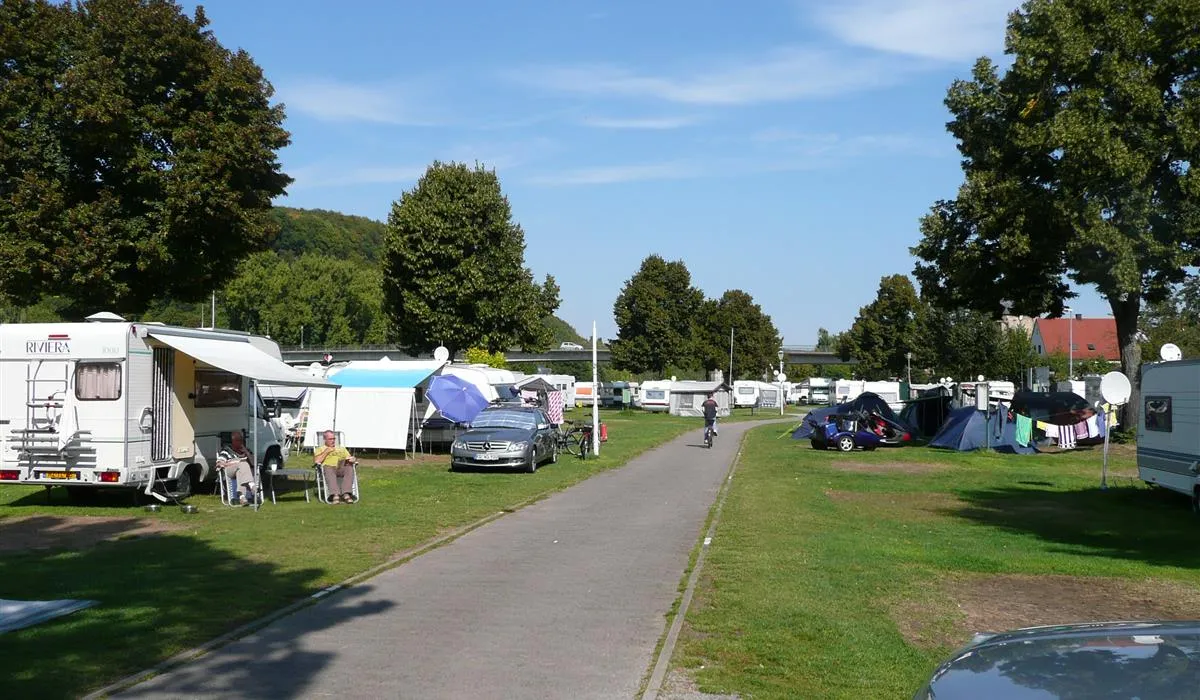 camping-karlstadt-am-schwimmbad-karlstadt-dpmz2