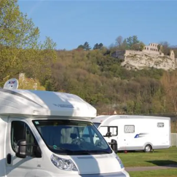 camping-karlstadt-am-schwimmbad-karlstadt-xfmim