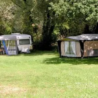 camping-du-goyen-mahalon-8in6l