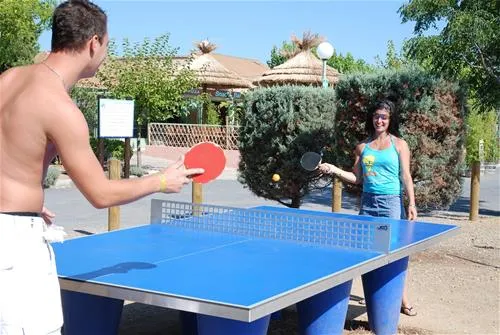 camping-le-mas-des-lavandes-serignan-ew5uw