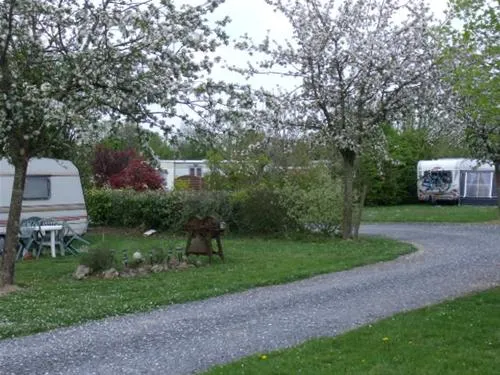 camping-les-pommiers-saintsylvestre-de-cormeilles-psv1f