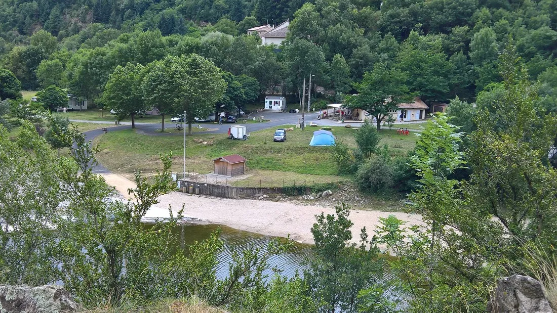 le-cheylard-le-cheylard-ardeche-igal7