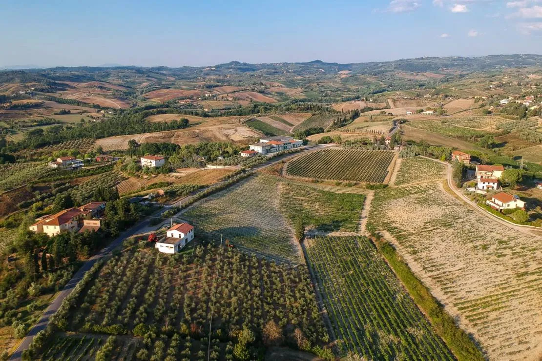 agricaming-poggio-ai-pini-certaldo-f2tiu