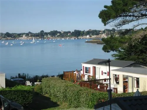 camping-les-chevrets-st-coulomb-imjf8