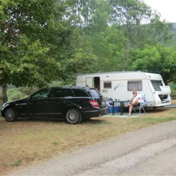 camping-val-de-cantobre-nant-13dit