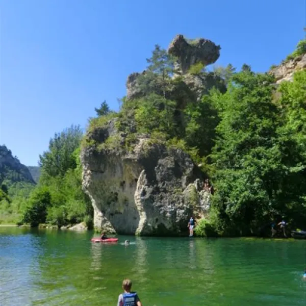 camping-val-de-cantobre-nant-xg7pt