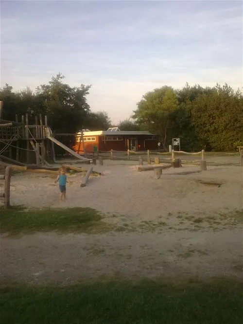 camping-am-deich-nordsee-krummhrnupleward-40y5x