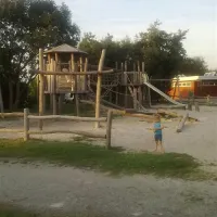 camping-am-deich-nordsee-krummhrnupleward-grrgc