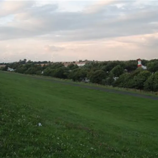 camping-am-deich-nordsee-krummhrnupleward-j97ih