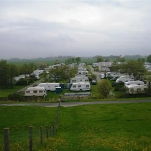 camping-am-deich-nordsee-krummhrnupleward-lgx96