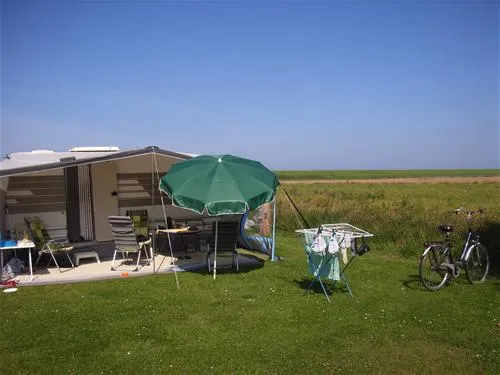 camping-am-deich-nordsee-krummhrnupleward-nnjo3