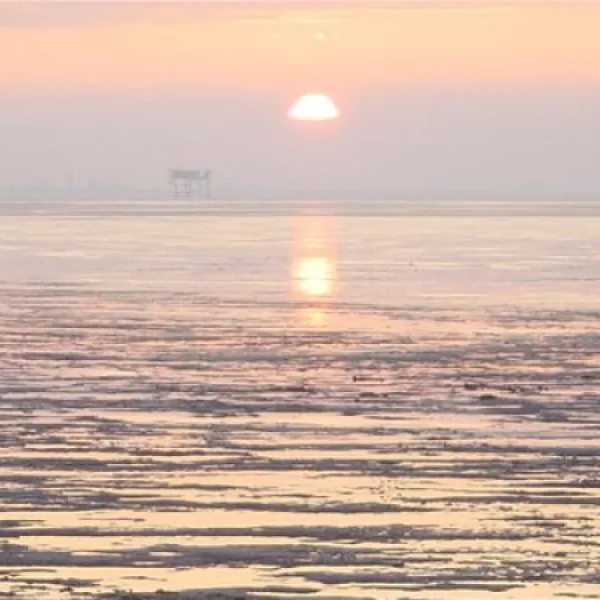 camping-am-deich-nordsee-krummhrnupleward-nwykc