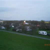 camping-am-deich-nordsee-krummhrnupleward-v3xjj