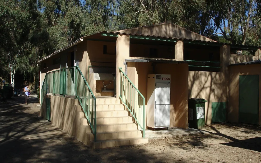 camping-les-mimosas-ajaccio-dxe70