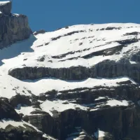 international-luz-ardiden-st-sauveur-1mygh