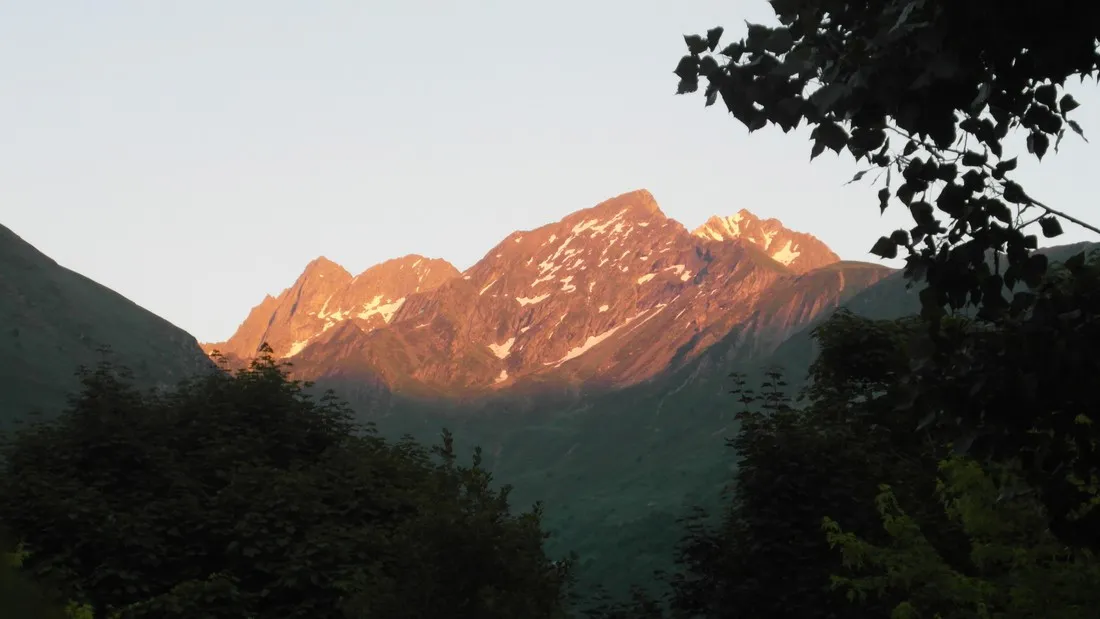 international-luz-ardiden-st-sauveur-vcwoa