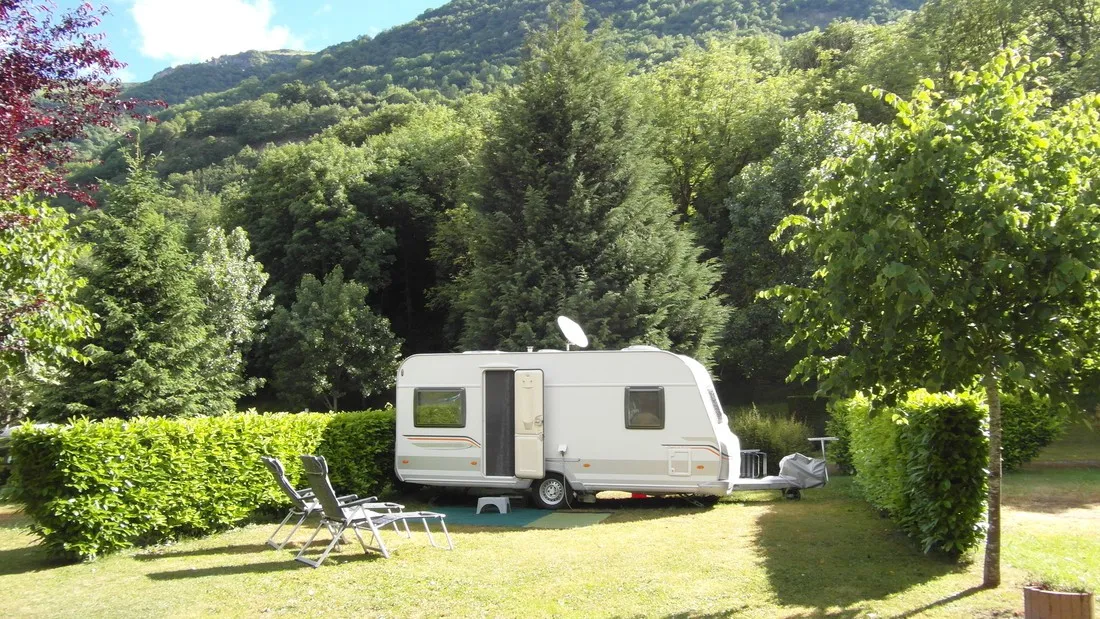 international-luz-ardiden-st-sauveur-wdy9k