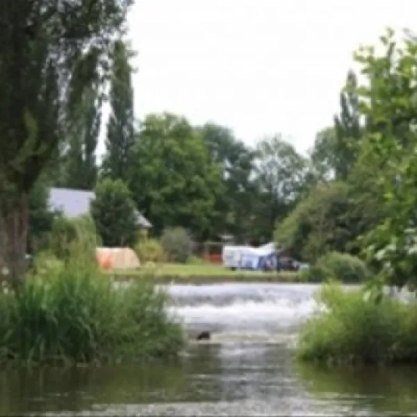 camping-les-rochers-des-parcs-le-vey-alqn6