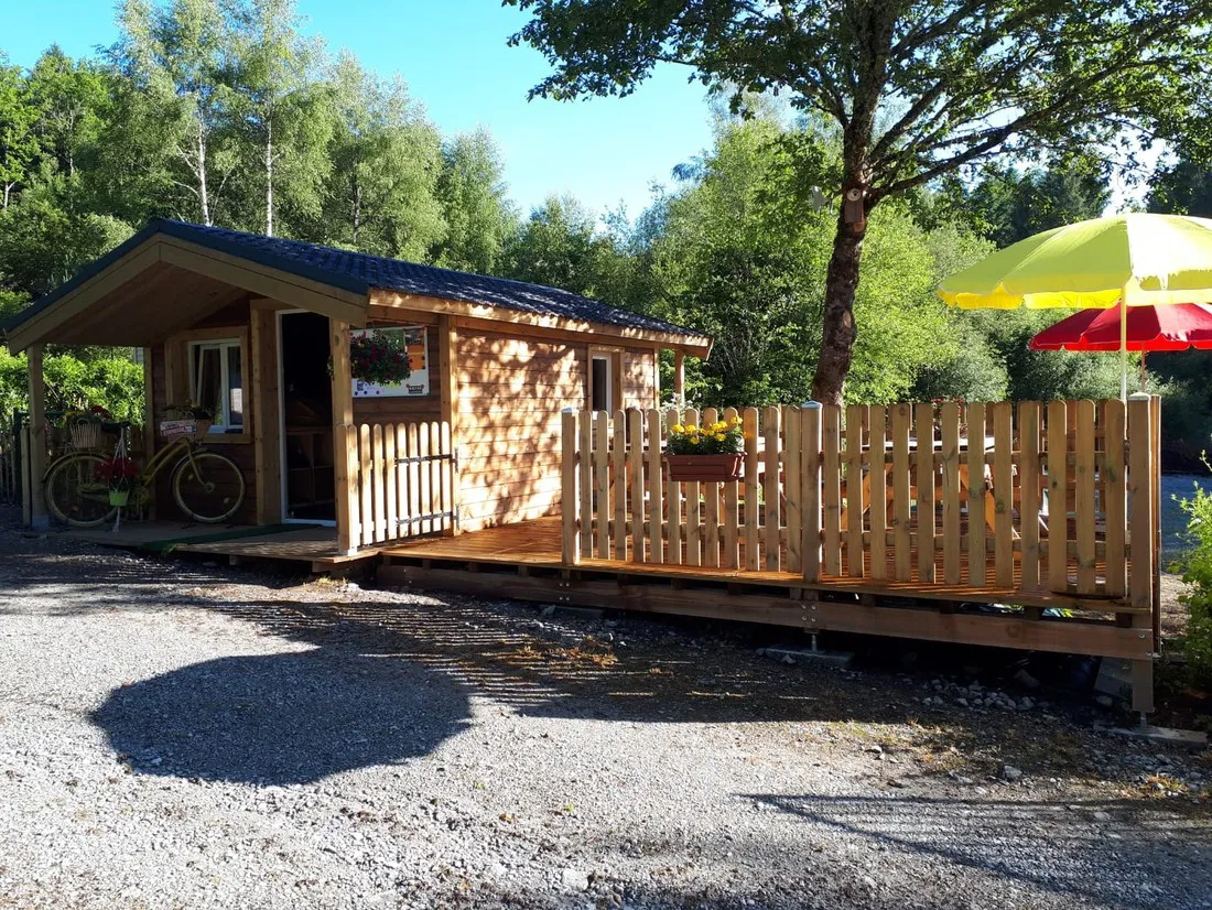 camping-aire-naturelle-chantegril-liginiac-fojct