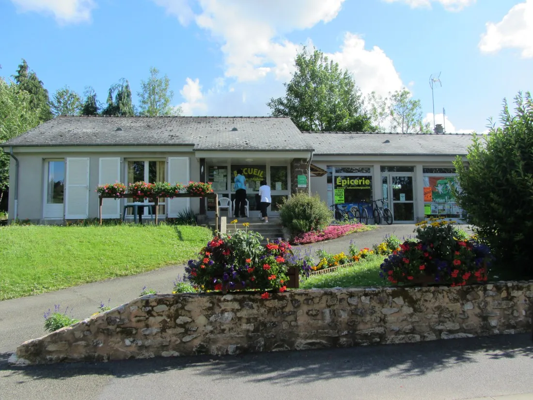 camping-municipal-le-sans-souci-fresnay-sur-sarthe-lvrzt
