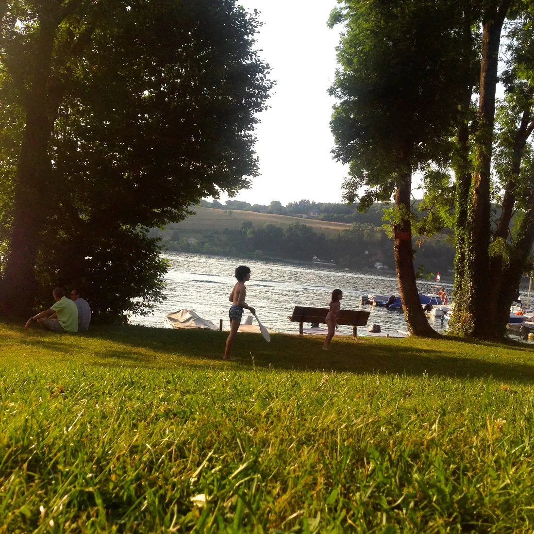 camping-le-bord-du-lac-isre-hlkuy