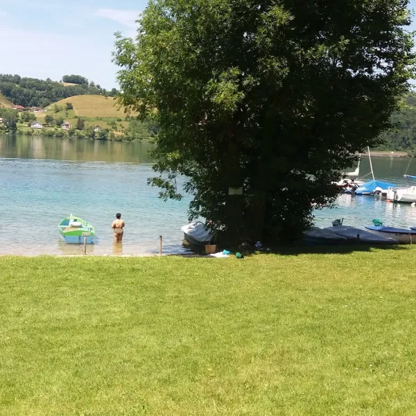 camping-le-bord-du-lac-isre-zrdok