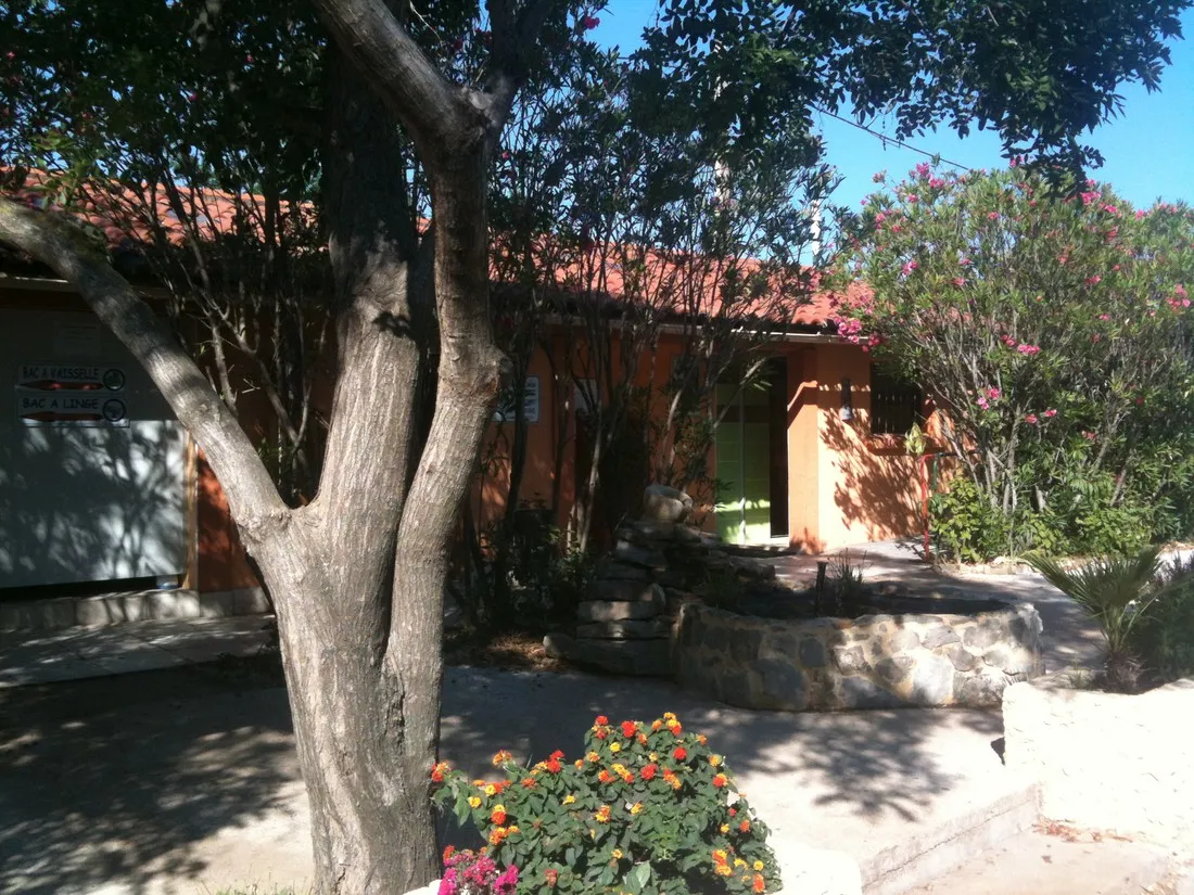 camping-altea-vic-la-gardiole-xmtlv