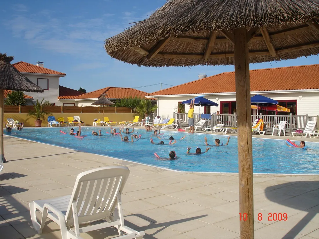 camping-la-riviera-st-michel-chef-chef-f6bxb