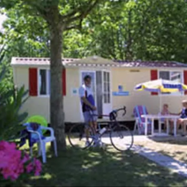 campeggio-san-francesco-desenzano-del-garda-bayfy