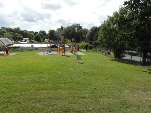 camping-municipal-de-la-hallerais-taden-i2ot2