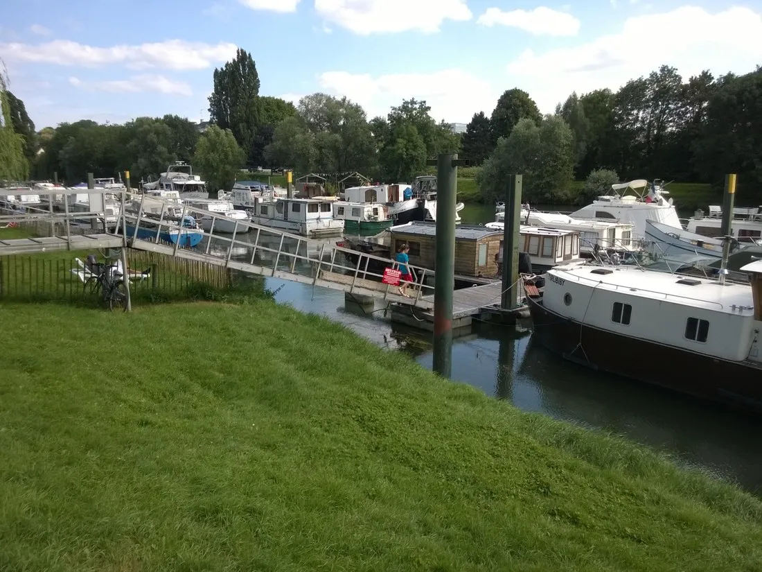 camp-municipal-la-haute-ile-neuilly-sur-marne-fsr2r