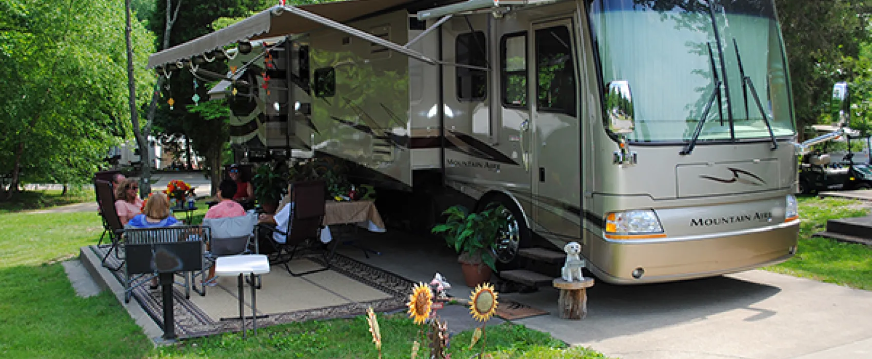 Lake Rudolph Campground & RV Resort