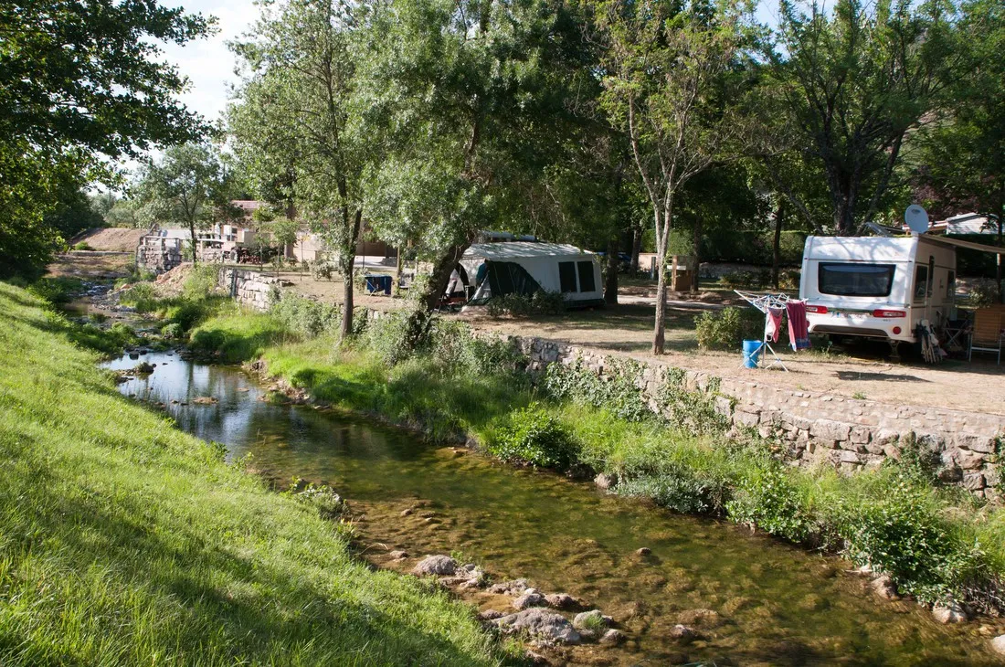 la-claysse-st-sauveur-de-cruziegraveres-ardeche-ygvxe